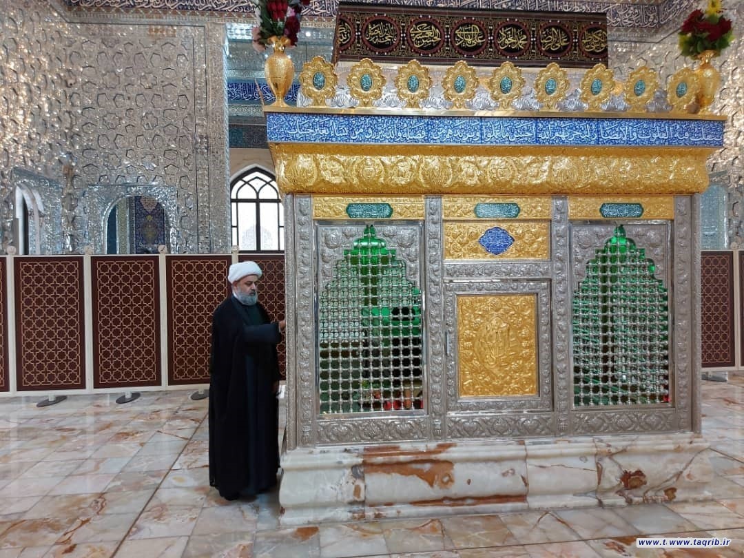 حضور دبیرکل مجمع تقریب بر مزار شهید آیت الله سید محمد باقر حکیم در عراق