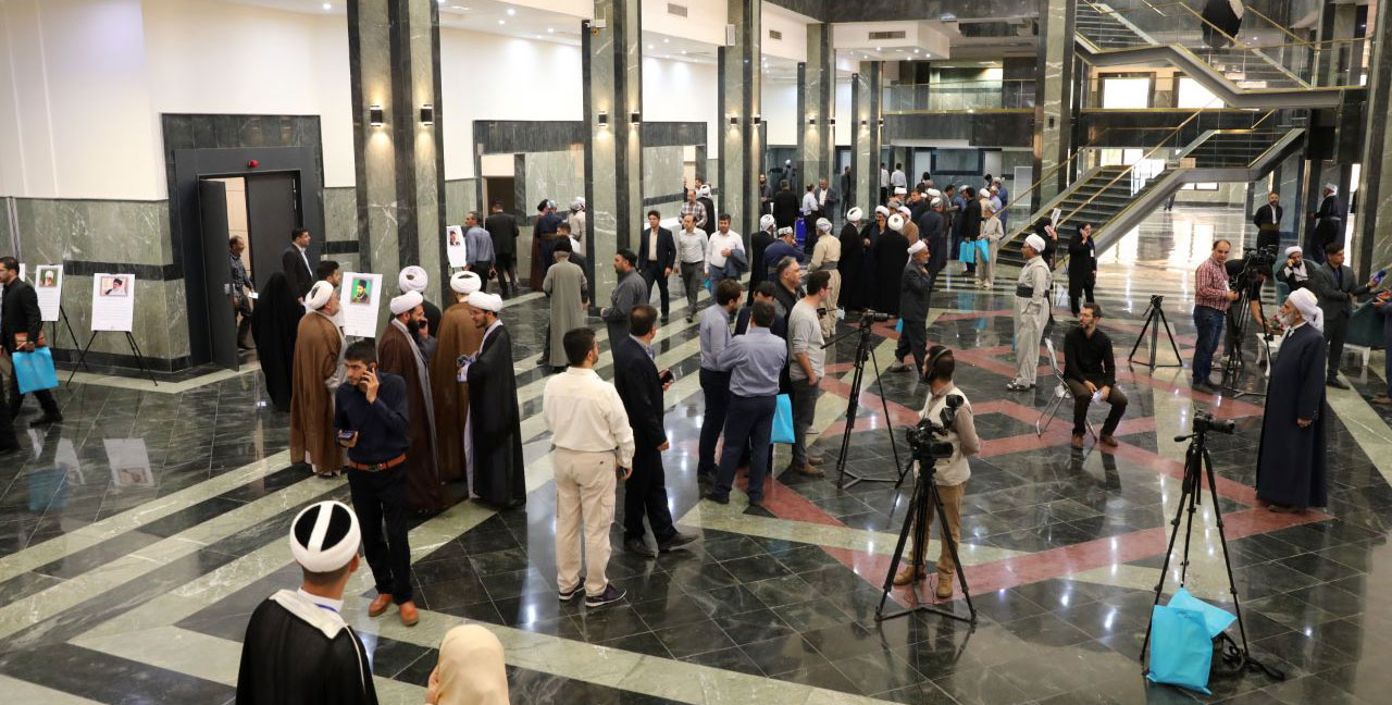 حاشیه های سومین کنفرانس منطقه ای وحدت اسلامی