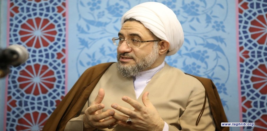 آیة الله آراکي: جامعة المذاهب الإسلامیة ستلعب دورا کبیرا في الحضارة الإسلامیة الجدیدة