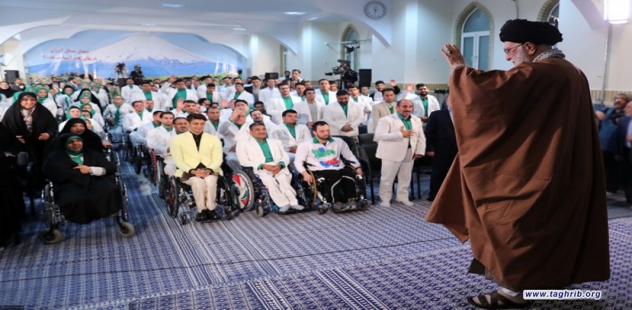 الامام الخامنئي :على الجميع ولاسيما الشباب أن يقتدوا بأصحاب الهمم
