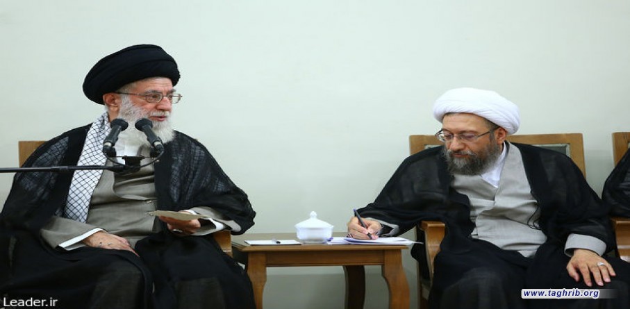 الامام الخامنئي يعين آملي لاريجاني رئيسا لمجمع تشخيص مصلحة النظام