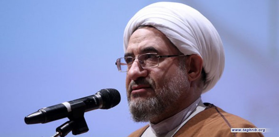 اية الله الاراكي: أننا الان نعيش حالة حرب مع الاعداء