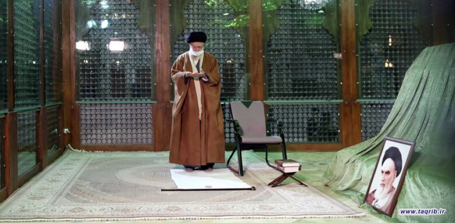 زيارة الإمام الخامنئي (دام ظله) لمرقد الإمام الخمينيّ (رحمه الله) وروضة الشهداء في جنّة الزّهراء فجر اليوم