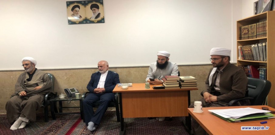 دیدار معاون ایران مجمع تقریب با اعضای شورای افتاء شهر سنندج