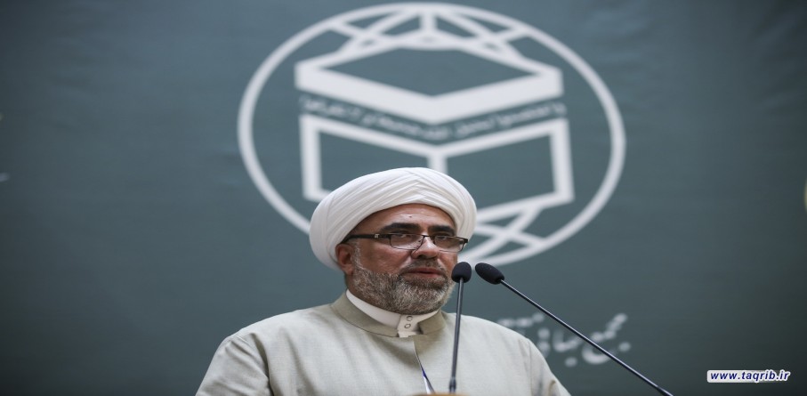 علمای مسلمان از ارزش‌های خود در برابر فتنه انحراف دفاع کنند