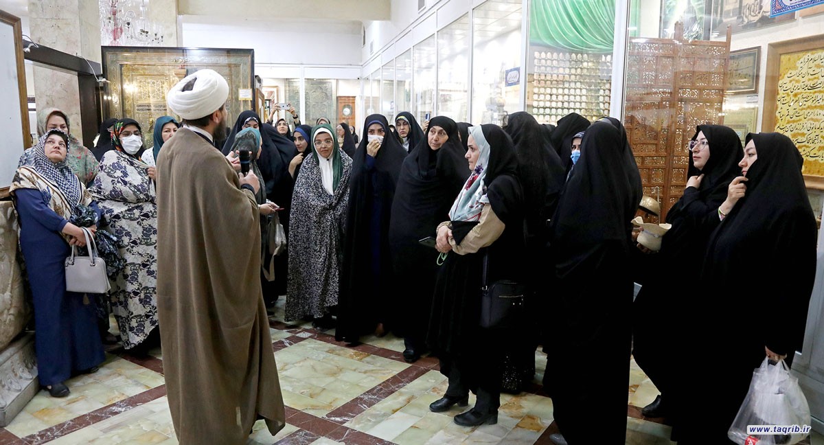 بانوان فرهیخته اهل سنت میهمان حرم بانوی کرامت شدند | تصاوير