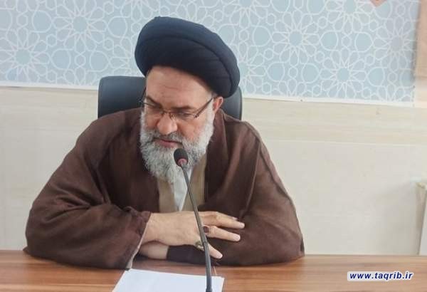 ممثل الولي الفقيه في مدينة كهكيلوية وبويراحمد : الإنسان من وجهة نظر الشریعة الإسلامیة غایة الخلق وأساسه