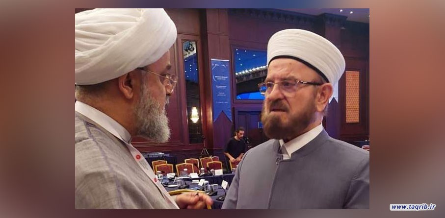 حجة الاسلام شهرياري يلتقي رئيس الاتحاد العالمي لعماء المسلمين في اسطنبول