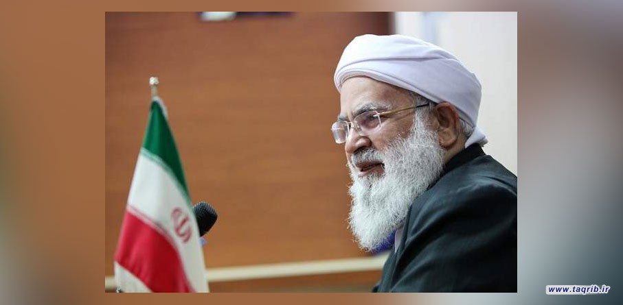 شکوه وحدت آفرین در حج حکمفرماست/ حج عبادتی است که با جهاد برابری می کند