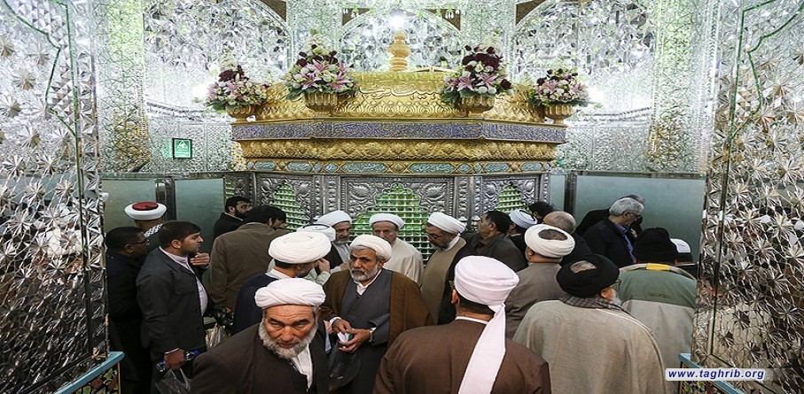ضيوف المؤ تمر الوحدة يزرون العتبة المطهرة للسيد عبد العظيم الحسني عليه السلام