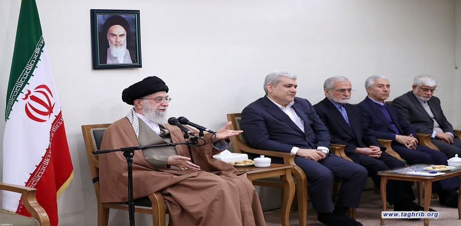 لقاء الامام الخامنئي بجمع من المسؤولين والباحثين في معهد بحوث العلوم الإدراكية