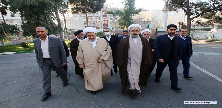 إقامة مراسم تكريم و توديع اية الله الاراكي و تقديم الأمين العام الجديد للمجمع العالمي للتقريب بين المذاهب الدكتور شهرياري