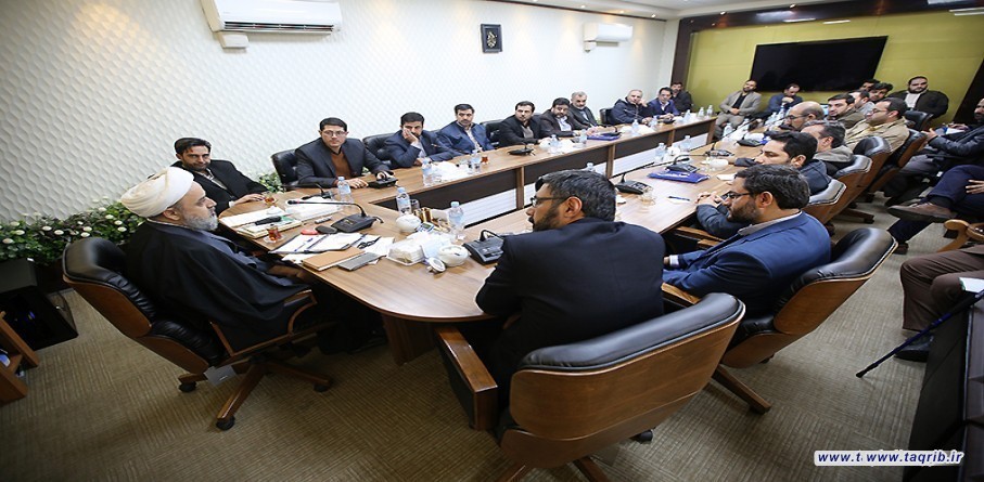 الامين العام للمجمع العالمي للتقريب بين المذاهب الاسلامية يستقبل حشد من التعبيين الناشطين الاعلاميين