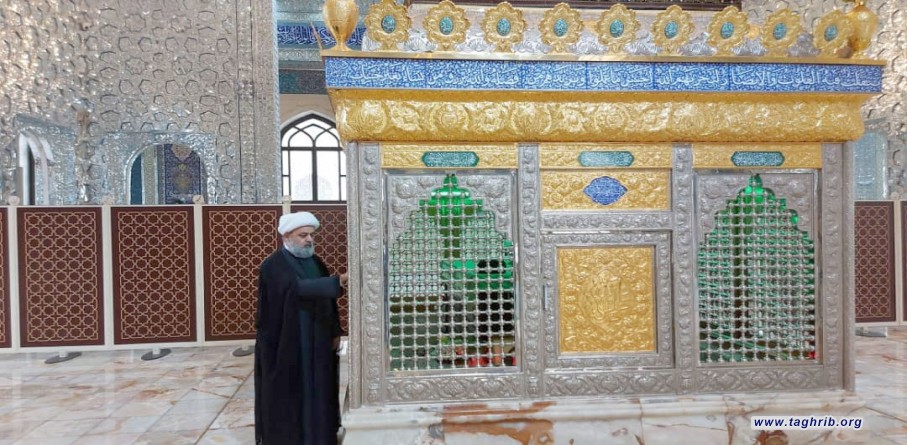 حضور الأمين العام الدكتور شهرياري في مرقد آية الله الشهيد السيد محمد باقر الحكيم