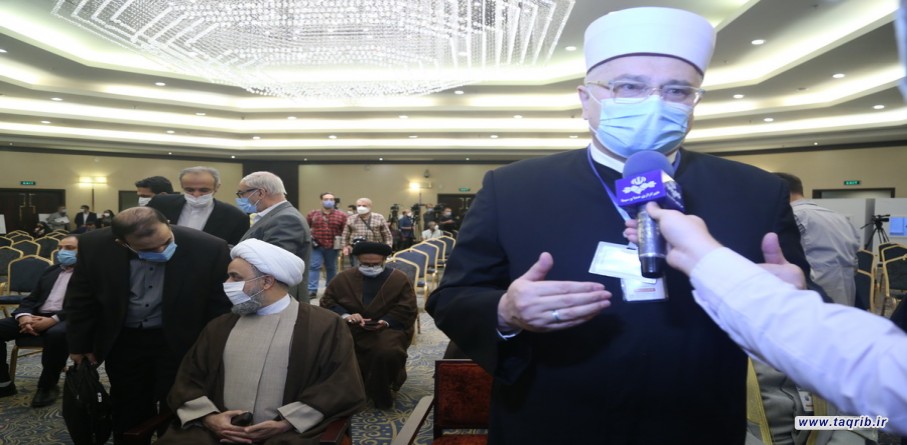 على هامش الجلسة الافتتاحية للمؤتمر الدولي الخامس و الثلاثين للوحدة الاسلامية