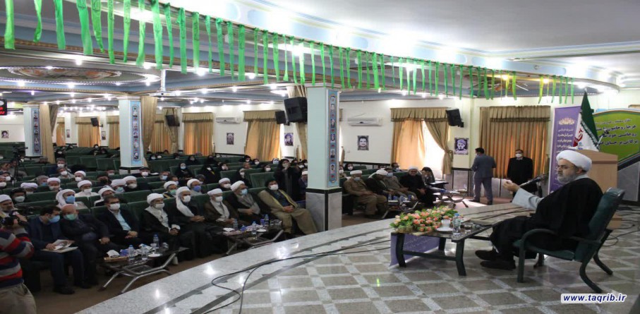 الدكتور شهرياري يشارك في ملتقى "النخب الحوزوية والجامعية والنسوة المثقفات" في كردستان