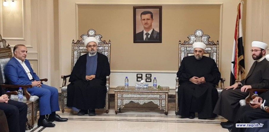 الأمين العام الدكتور شهرياري يلتقي وزير الأوقاف السوري في دمشق