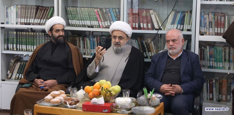 الدكتور شهرياري يتفقد الحوزة العلمية الشهيدة بنت الهدى صدر في مدينة"علي اباد كتول"