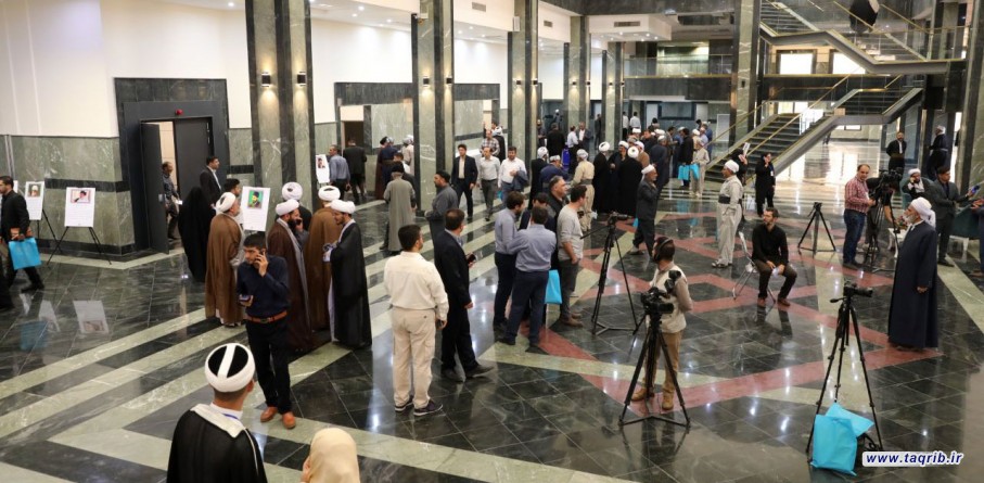حاشیه های سومین کنفرانس منطقه ای وحدت اسلامی