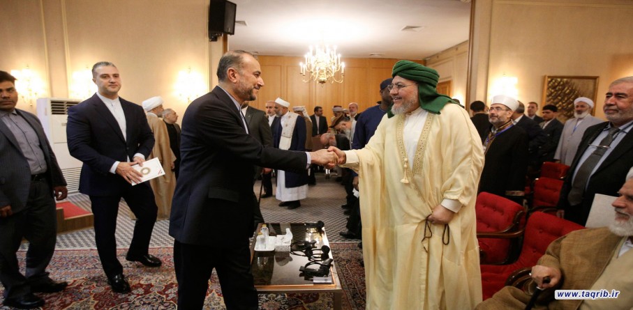 وزير الخارجية الايراني يلتقي مع ضيوف المؤتمر الدولي الـ 37 للوحدة الاسلامية (1)