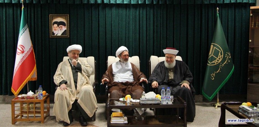 لقاء وفدا من تجمع العلماء المسلمين في لبنان مع حجة الاسلام والمسلمين الدكتور حسن زماني مستشار مدير الحوزات العلمية في قم المقدسة
