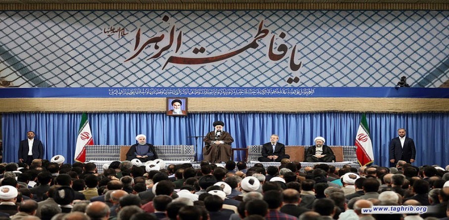 لقاء كبار المسؤولين في ايران وسفراء الدول الاسلامية مع قائد الثورة الاسلامية بمناسبة المبعث النبوي الشريف