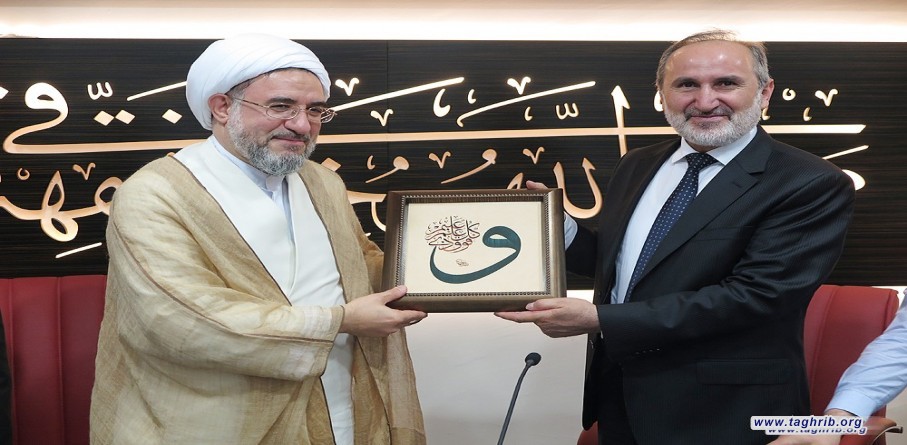 لقاء أمين عام مجمع التقريب مع اعضاء المجلس الأعلى الديني في تركيا