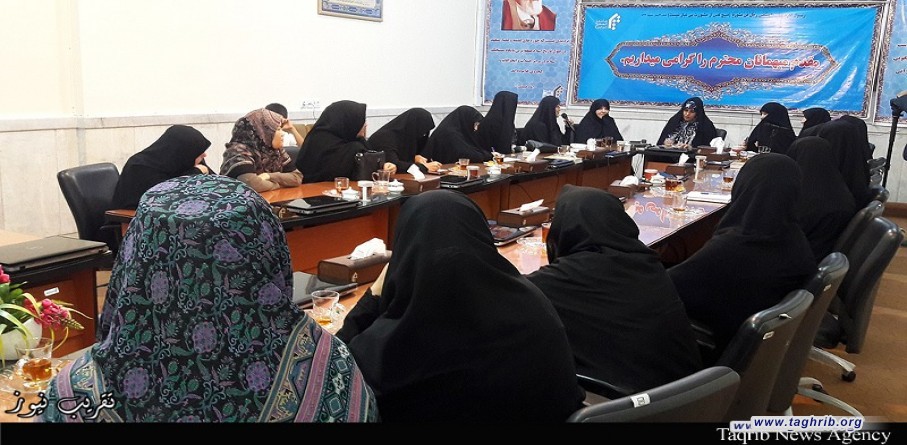 مسؤولة شؤون المرأة في مجمع التقريب تتفقد جامعة المصطفى في مدينة جرجان شمال ايران