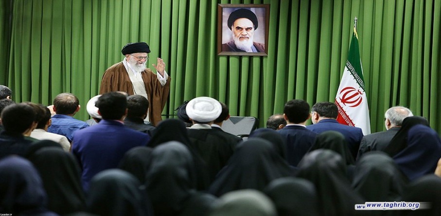الامام الخامنئي يستقبل عددا من الطلاب الجامعيين النخبويين من الشريحة الشبابية، الفائزين في الأولمبياد العلمية الدولية