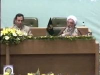 الدكتور عبد الكريم بي آزار شيرازي